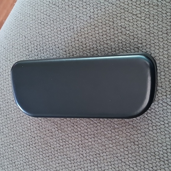 COACH GLASSES CASE - Picture 4 of 12